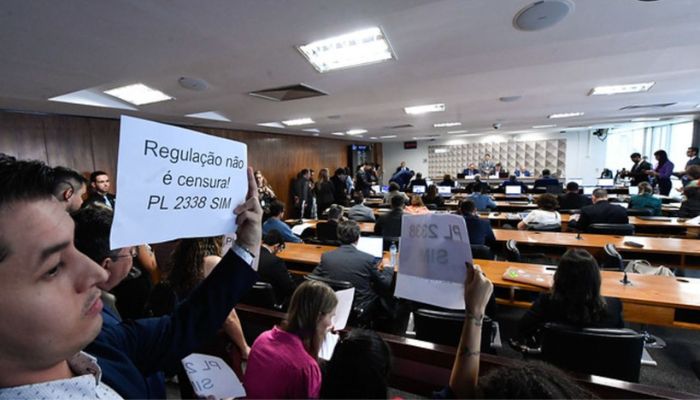 Acordo sobre desinformação permite aprovação de regulação da IA 